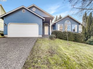 14166 SE Red Maple Ln, Clackamas, OR 97015