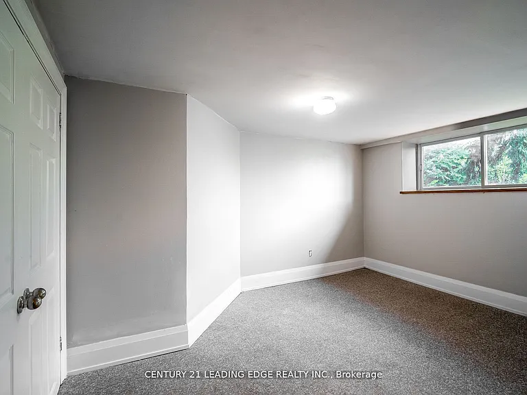 393 Canal Rd — Photo 28