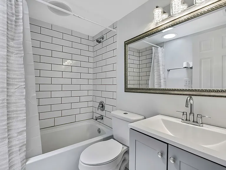 7308 Maryland Ave — Photo 11