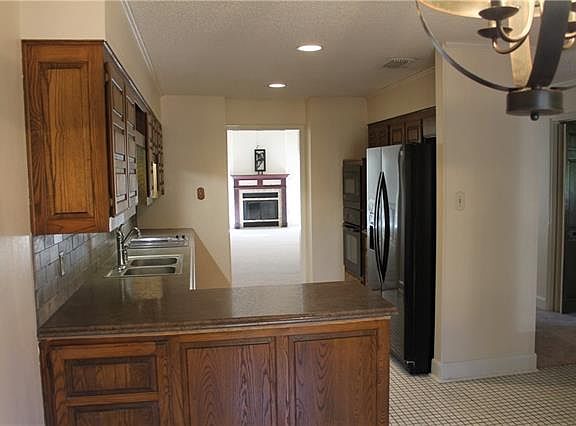 4th image of 78 Fairway Oaks Blvd