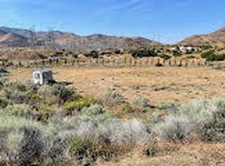 32952 Angeles Forest Hwy, Palmdale, CA 93550