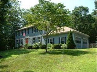 32 Maple St, Norfolk, MA 02056