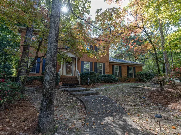 446 Summertrees Dr, Auburn, AL 36832