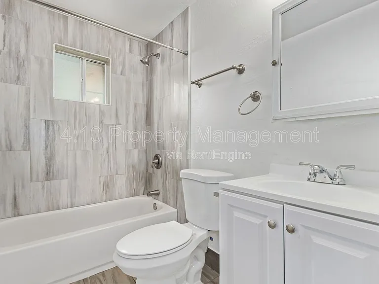 1117 N 13th St #1 — Photo 22