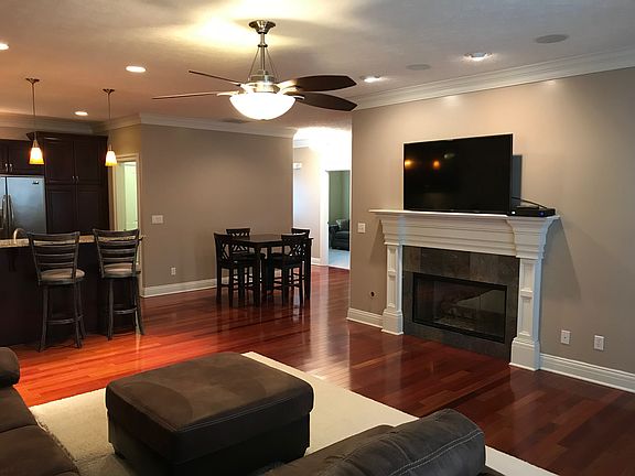 3rd image of 1761 Mill Pond Ln