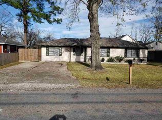 3710 Taft Ave, Groves, TX 77619