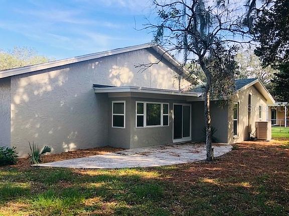 3rd image of 425 Wayfarer Ct