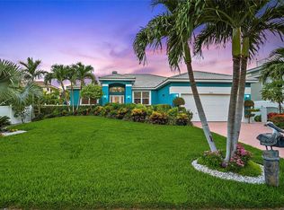 408 1st Ave S, Tierra Verde, FL 33715