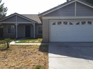 43203 33rd St E, Lancaster, CA 93535