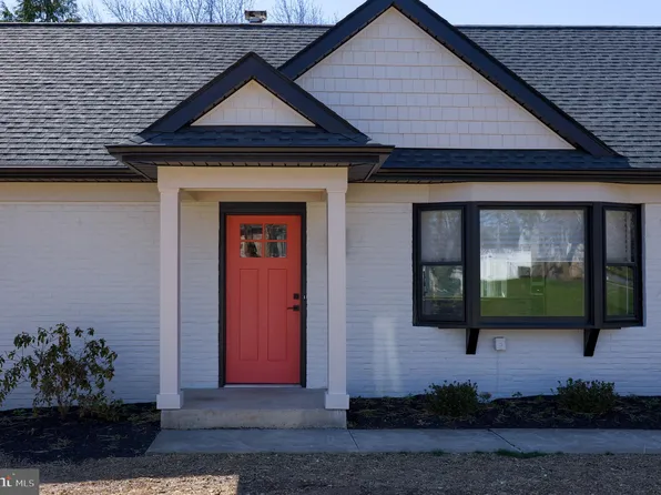 2532 Speckled Dr, East Petersburg, PA 17520