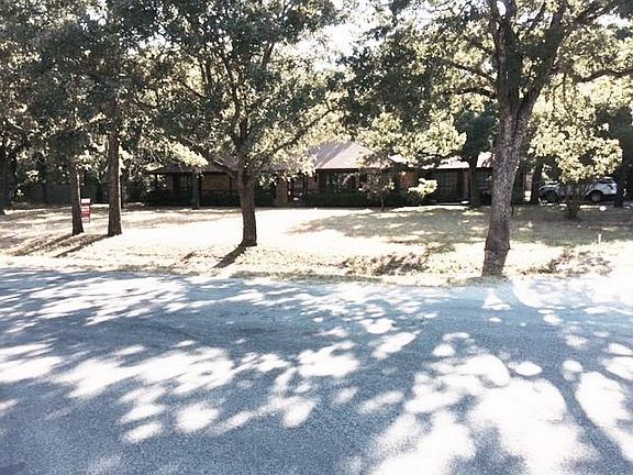 2nd image of 12516 White Oak Dr