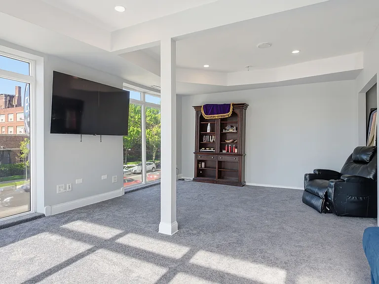 4159 W Fullerton Ave #2 — Photo 10