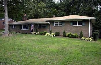 1st image of 204 John Pinckney Ln