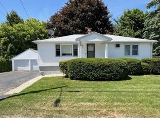 18 Didonato Ave, Webster, MA 01570