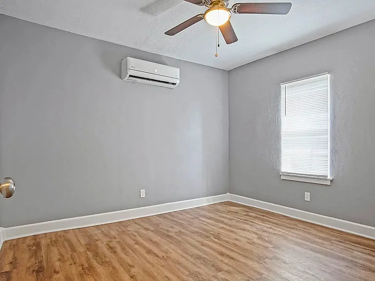 1704 Cairo Ave — Photo 18