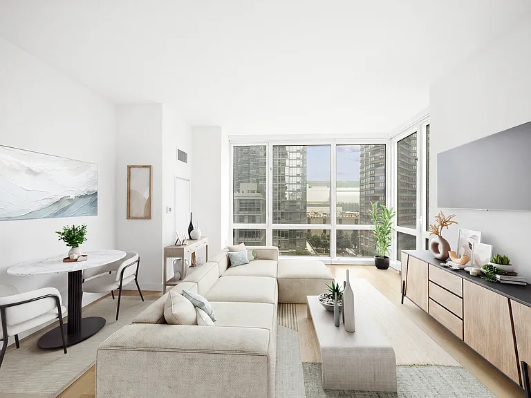 605 W 42nd St #21S — Photo 1