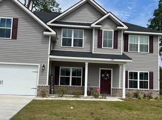 284 Thorp Cir, Hinesville, GA 31313