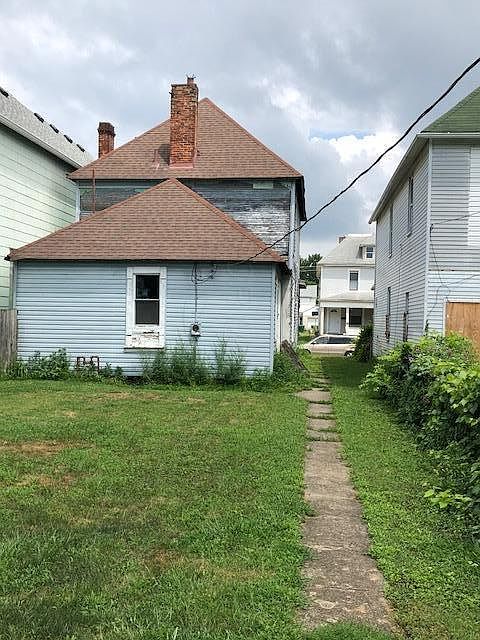 2nd image of 281 Dakota Ave