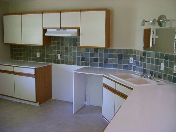 3rd image of 15320 Tierra Grande Dr