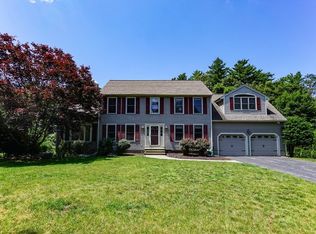 4 Ray Charles Cir, Foxboro, MA 02035