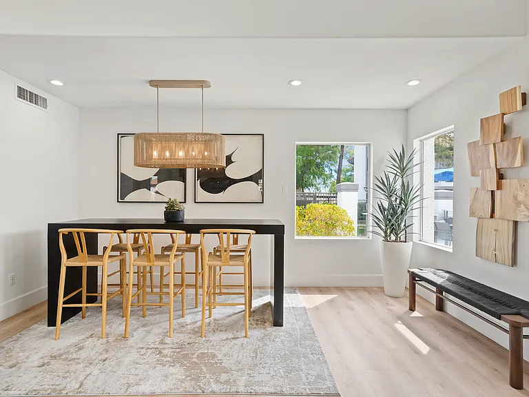Allegro Apartments — Photo 7