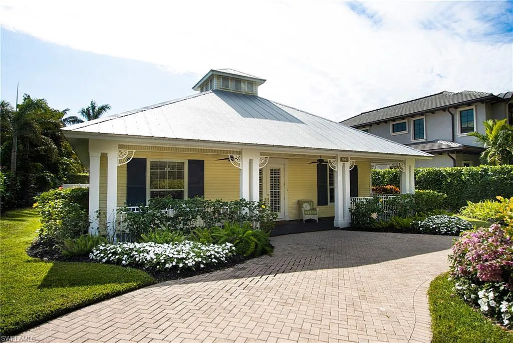 4 bed, 3.5 bath, 2700 sqft, $35,000 — Photo 1