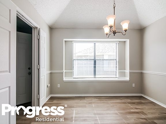 5th image of 829 Witherspoon Ct