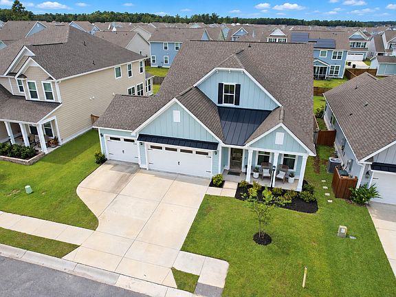 3rd image of 703 Black Pine Rd