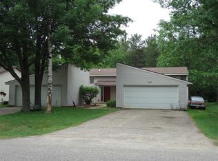 2930 Fawn Ln #2932, Plover, WI 54467