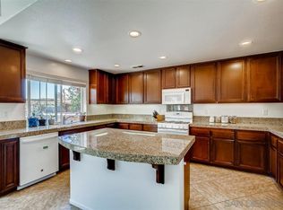 623 Allison Ln, San Marcos, CA 92069