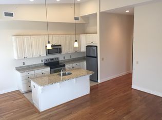 5 W Boscawen St #3-D, Winchester, VA 22601