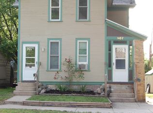 907 Prospect Ave NE, Grand Rapids, MI