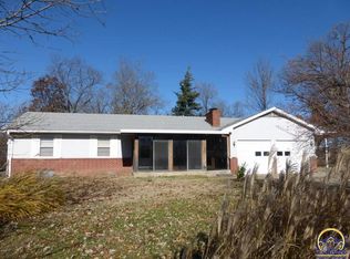 2725 NE Chester St, Topeka, KS 66617