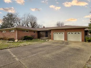 307 Circle Dr, Sikeston, MO 63801