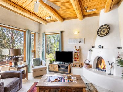 263 Vuelta Roble, Santa Fe, NM, 87501