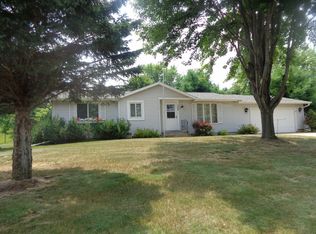 1324 Valley Ln, Shawano, WI 54166