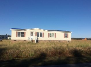 30 Courtney Sq, Tabor City, NC 28463