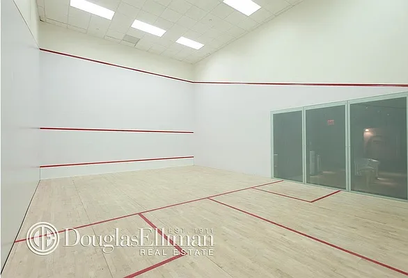 Rented by Douglas Elliman | media 18