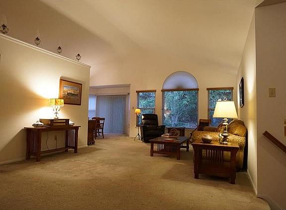 2nd image of 925 Laws Ct
