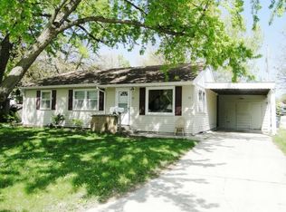 115 E 14th St, Ames, IA 50010