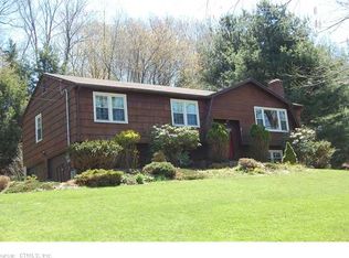 139 Big Horn Rd, Shelton, CT 06484