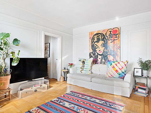 3rd image of 80 Winthrop St APT U6