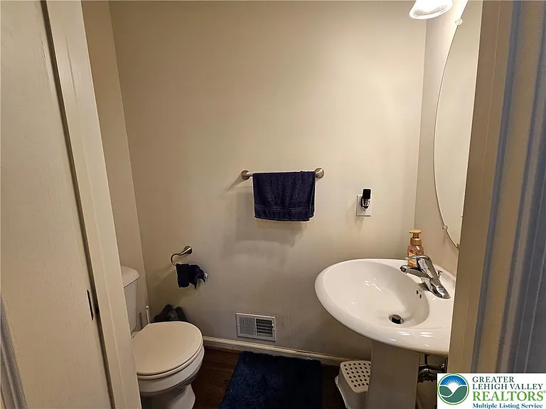 4613 Woodbrush Way — Photo 15