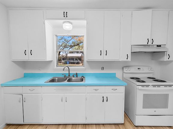 4th image of 106 Beach Drive
