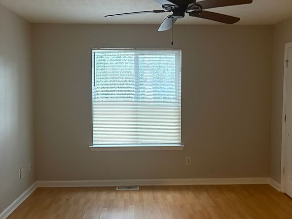 2nd image of 6242 Redan Overlook