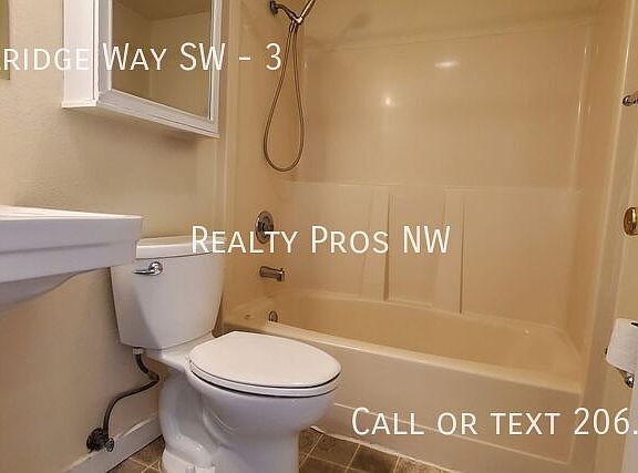4th image of 4500 Delridge Way SW APT 3