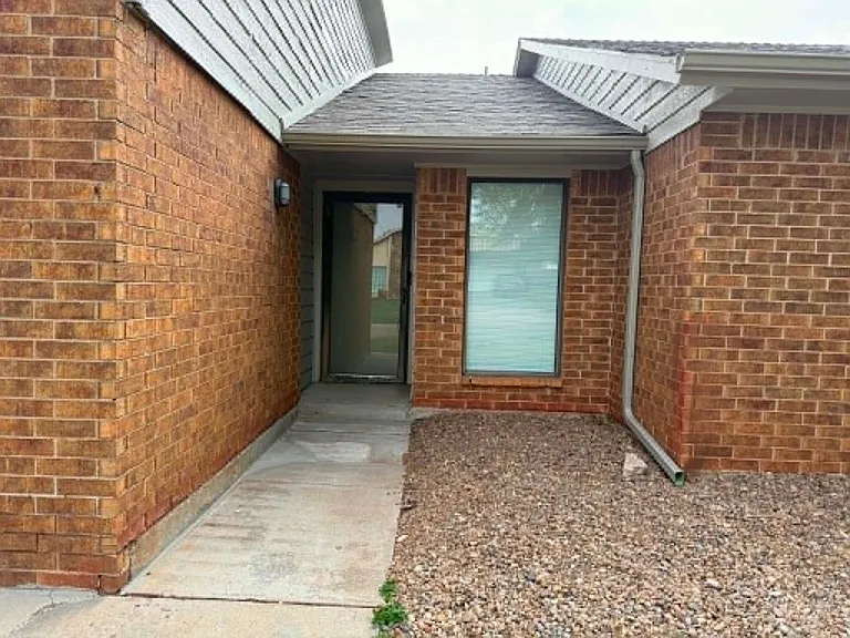 12400 Eric Field Pl — Photo 2