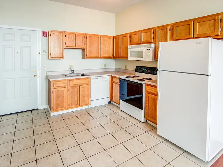 Clinton Square Suites — Photo 10