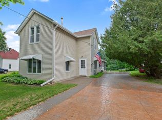 6157 Beach Rd N, Stillwater, MN 55082