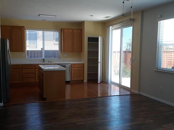 5th image of 1239 Brooktrail Dr